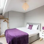 Διαμέρισμα Hampton Manor House - 9 Bedrooms